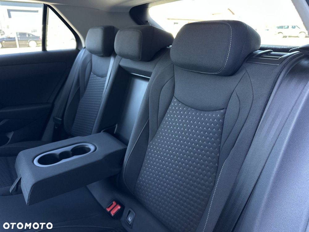 Volkswagen T-Roc - 16