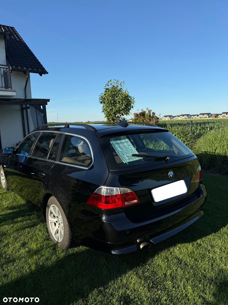 BMW Seria 5 520d - 5