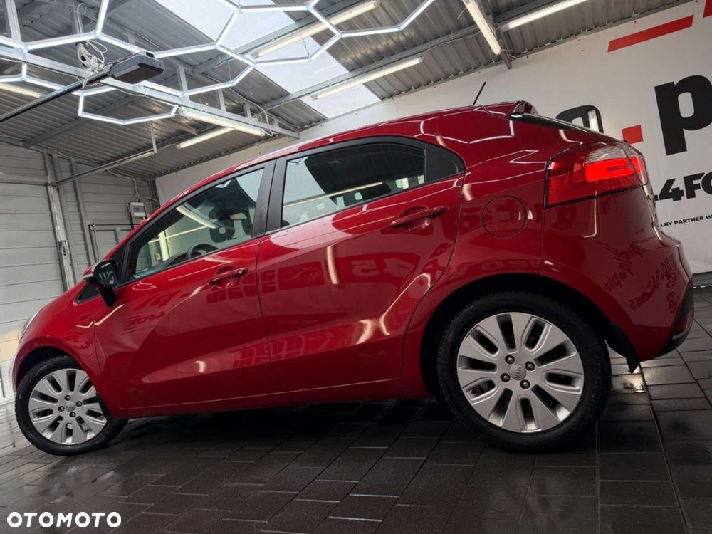 Kia Rio 1.2 Dream-Team Edition - 12