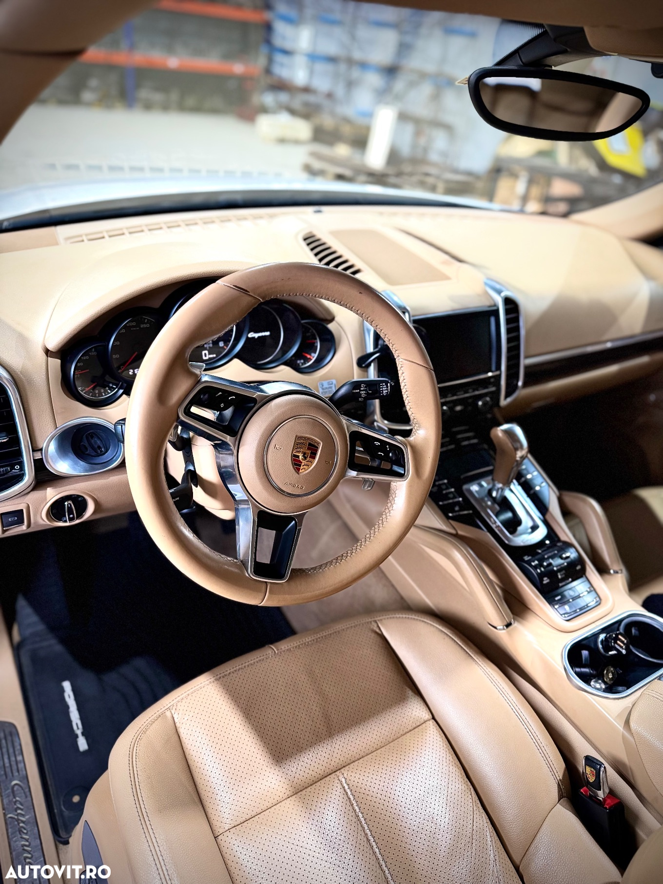 Porsche Cayenne 3.0 L - 11