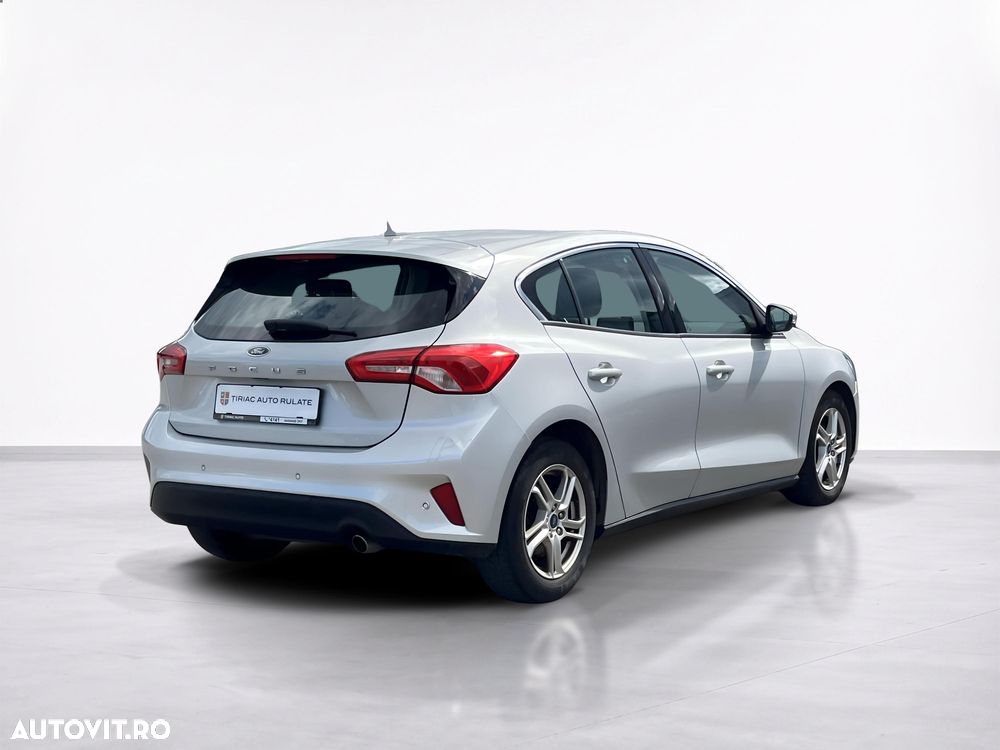 Ford Focus - 7
