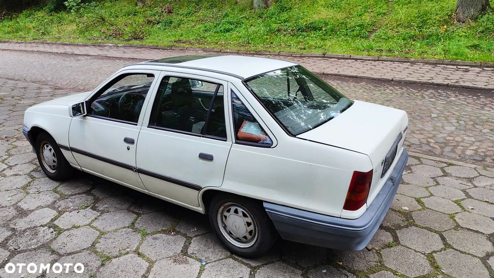Opel Kadett - 2