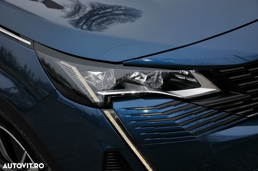 Peugeot 3008 Plug-In Hybrid 225 e-EAT8 GT - 27