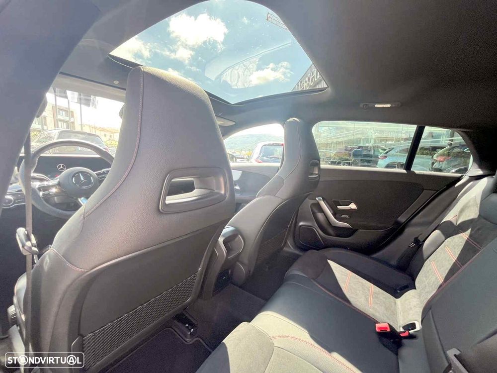 Mercedes-Benz CLA 180 d 8G-DCT AMG Line Advanced Plus - 2