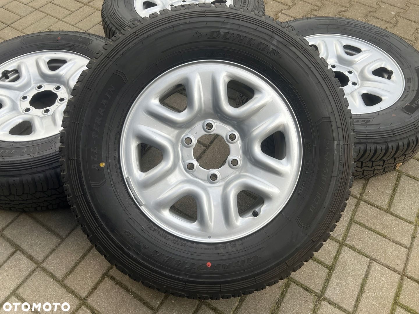 KOŁA FELGI OPONY DUNLOP GRANDTREK 245/75R17 245/75/17 LAND CRUISER 150 17 - 1