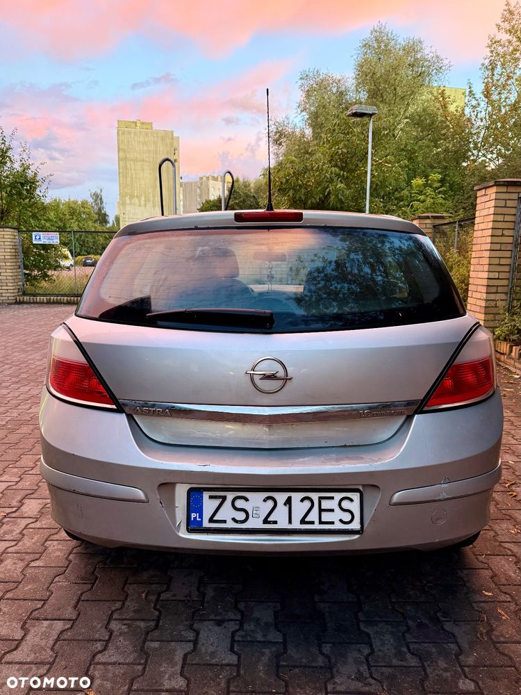 Opel Astra III 1.6 Cosmo - 5