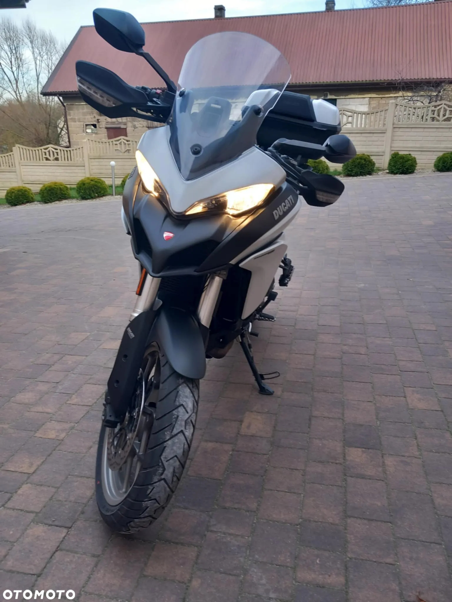 Ducati Multistrada - 4