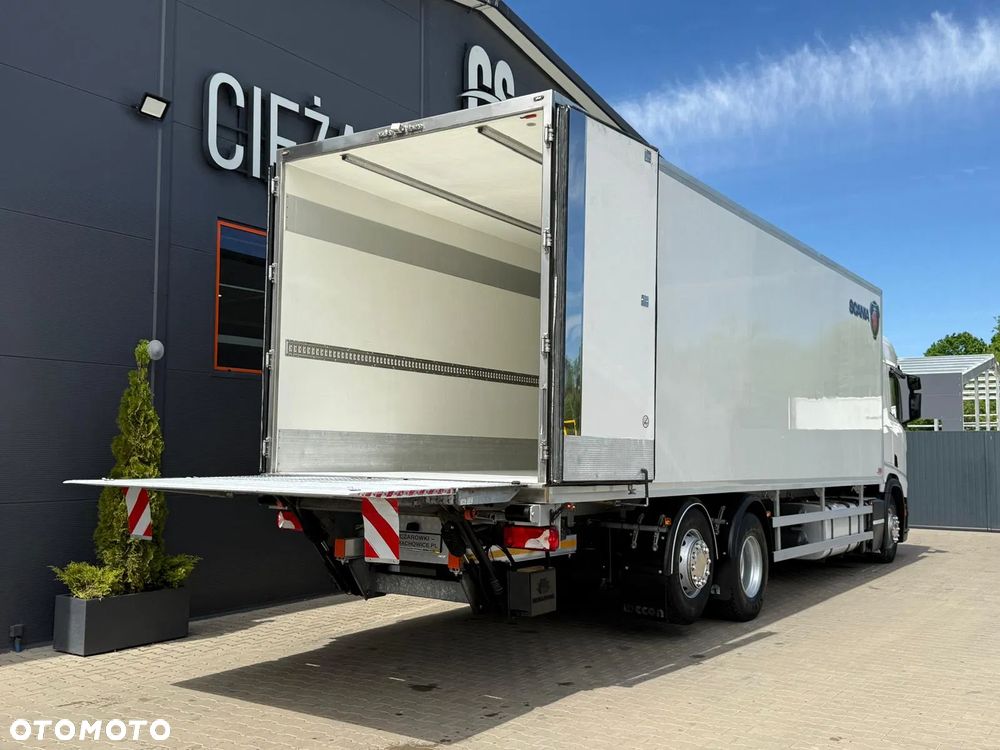 Scania R 450 chłodnia // 22 Epal // Świeżo z Niemiec! // sypialka // winda DHOLLANDIA // kühlkoffer, refrigerated box, fridge - 11