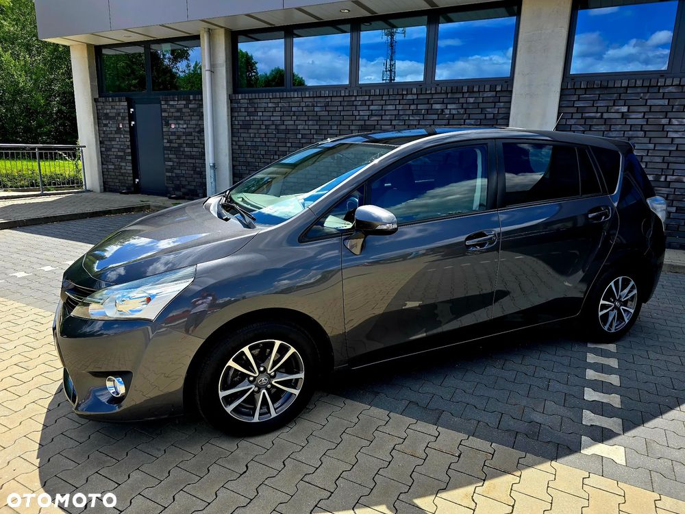 Toyota Verso 1.8 5-Sitzer Skyview Edition - 2