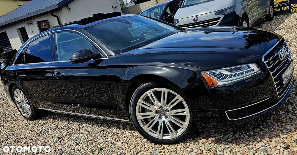 Audi A8 - 1