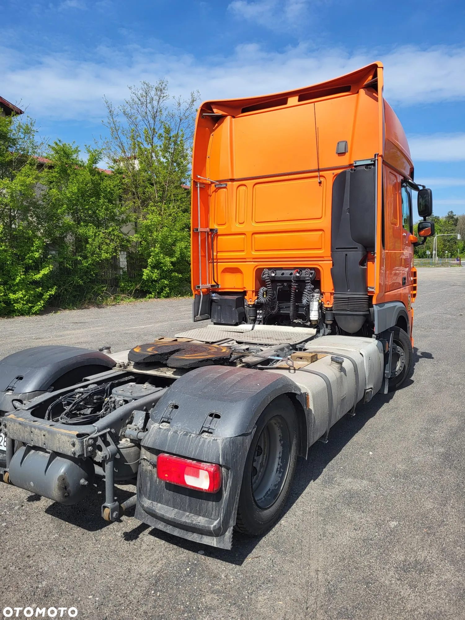 DAF 480XF - 24