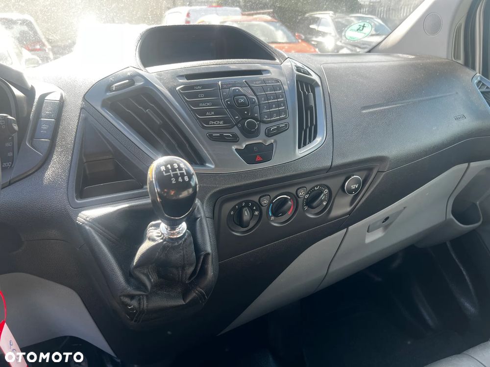 Ford Transit Custom - 8