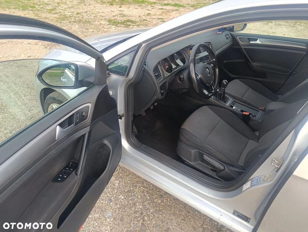 Volkswagen Golf 1.6 TDI BlueMotion Trendline - 9