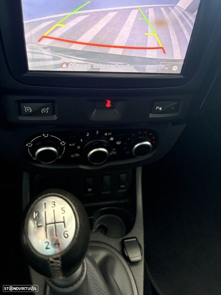 Dacia Duster 1.2 TCe SL Explorer — fotografia 18