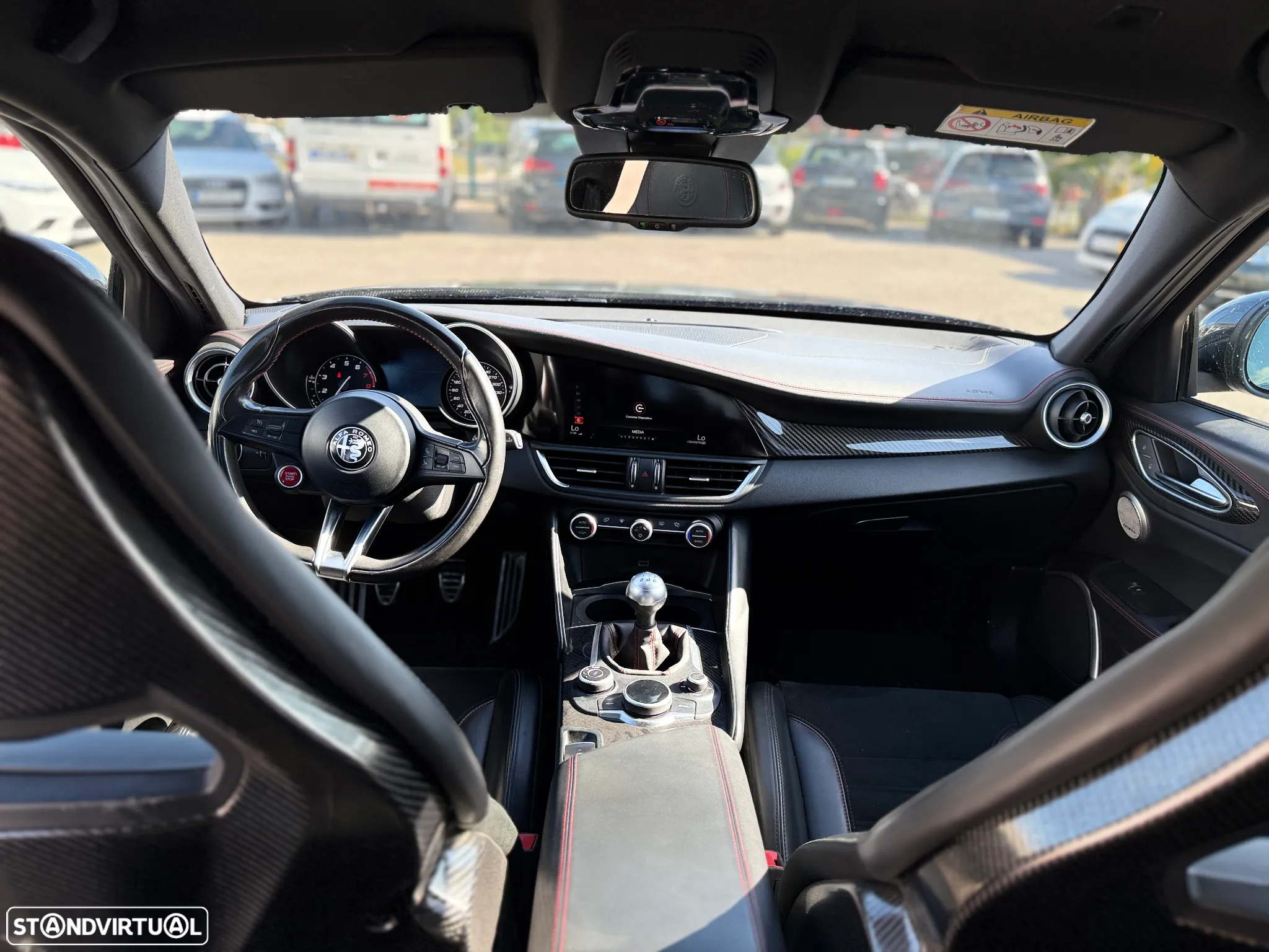 Alfa Romeo Giulia 2.9 V6 Bi-Turbo Quadrifoglio - 21