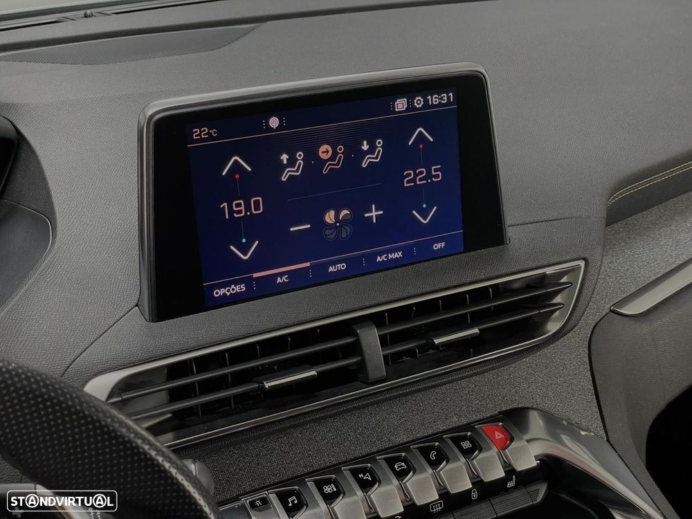 Peugeot 3008 1.6 PureTech GT EAT8 - 18