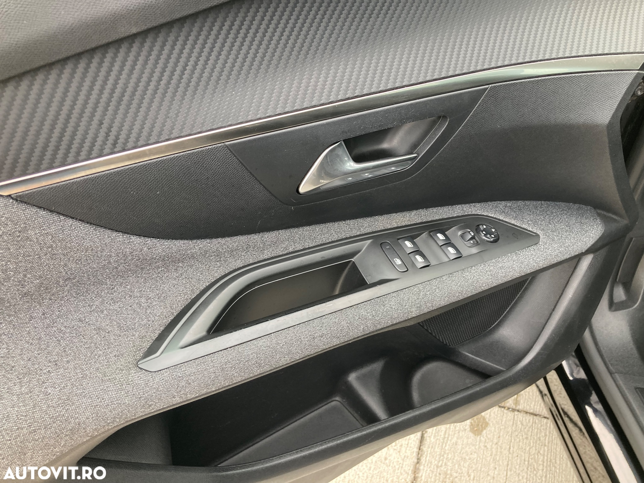 Peugeot 3008 BlueHDi 130 Stop & Start EAT8 Active Pack - 24