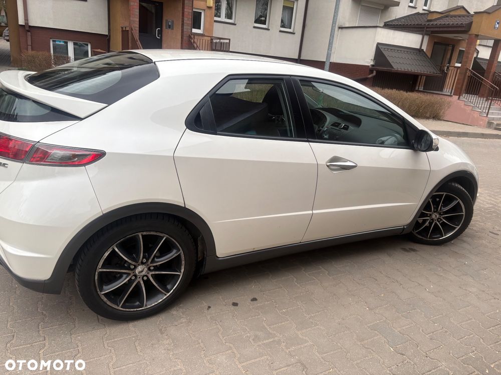 Honda Civic 1.8i-VTEC Comfort - 3