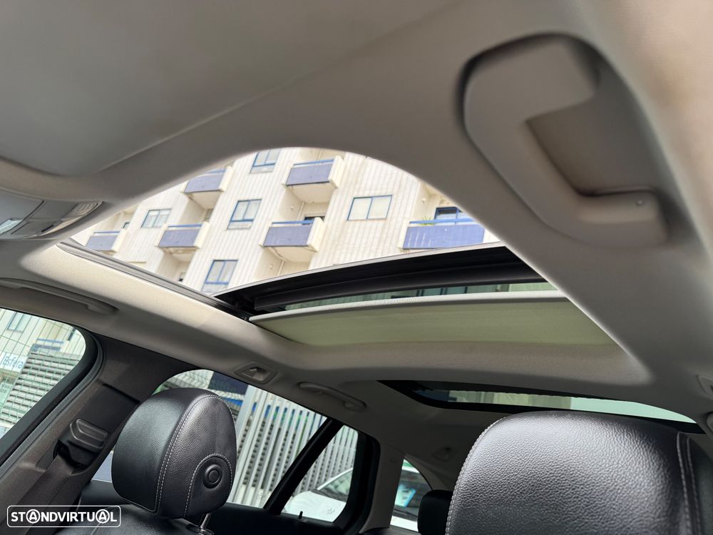 Mercedes-Benz C 220 Station CDI DPF BlueEFFICIENCY Avantgarde Edition - 51