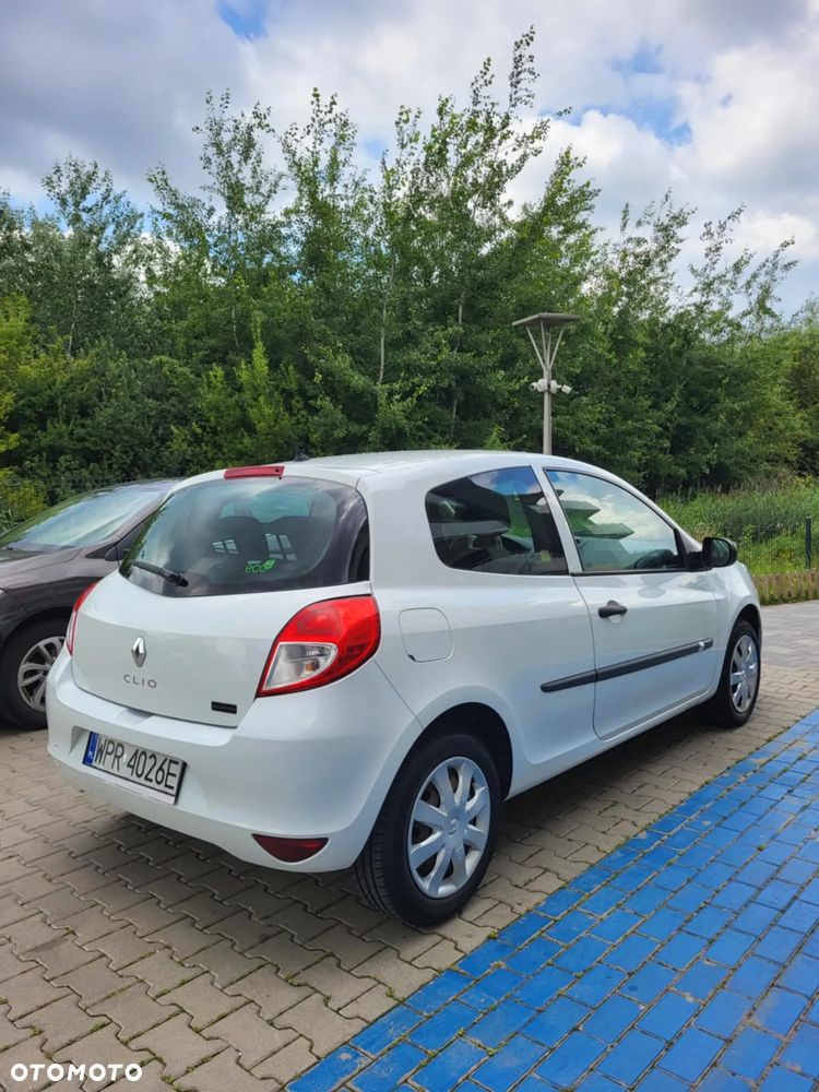 Renault Clio - 3