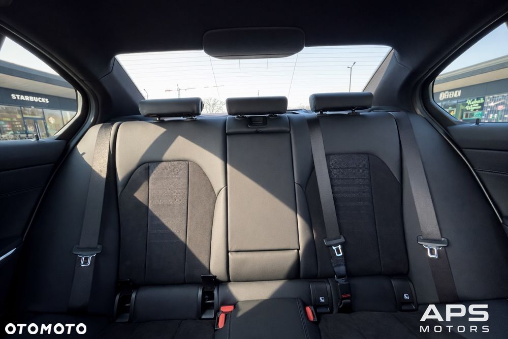 BMW Seria 3 318i M Sport - 19