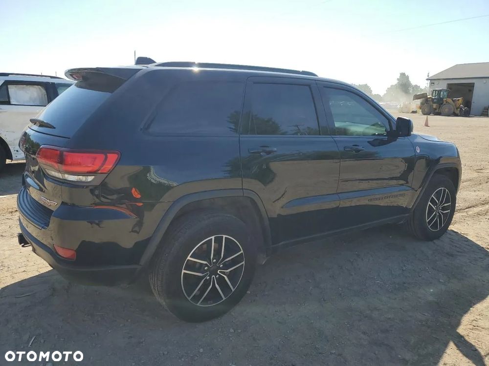 Jeep Grand Cherokee - 4