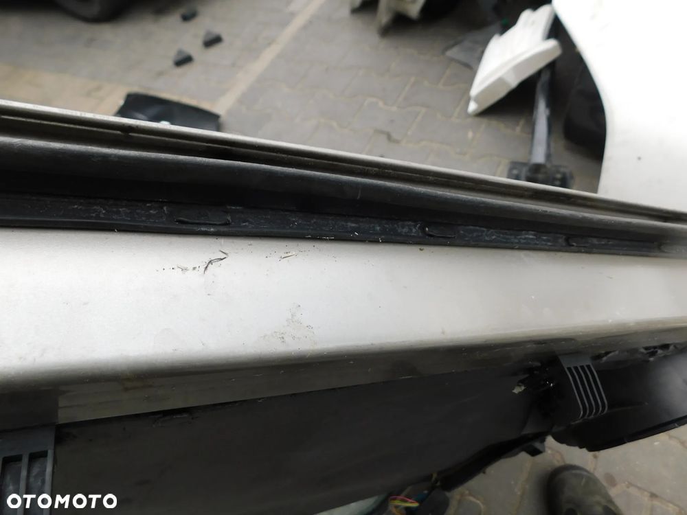 drzwi prawe przód SKODA OCTAVIA I 97-10 - 9