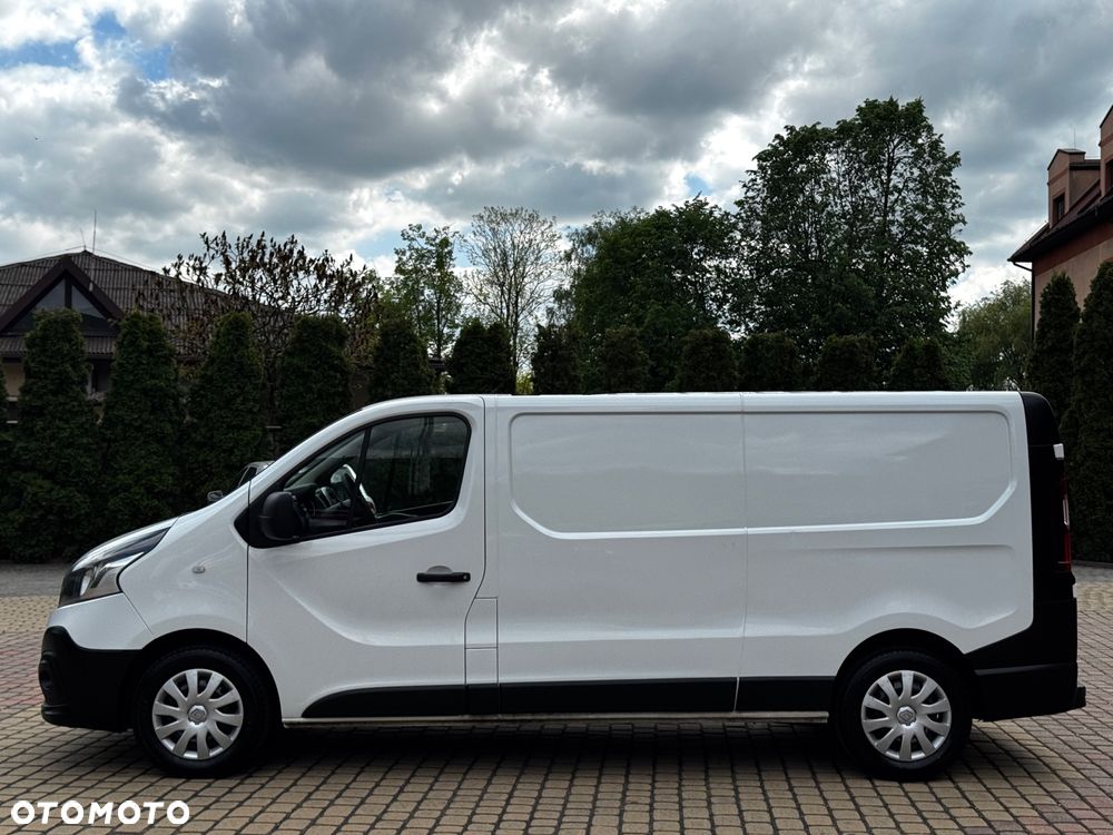 Renault Trafic - 32