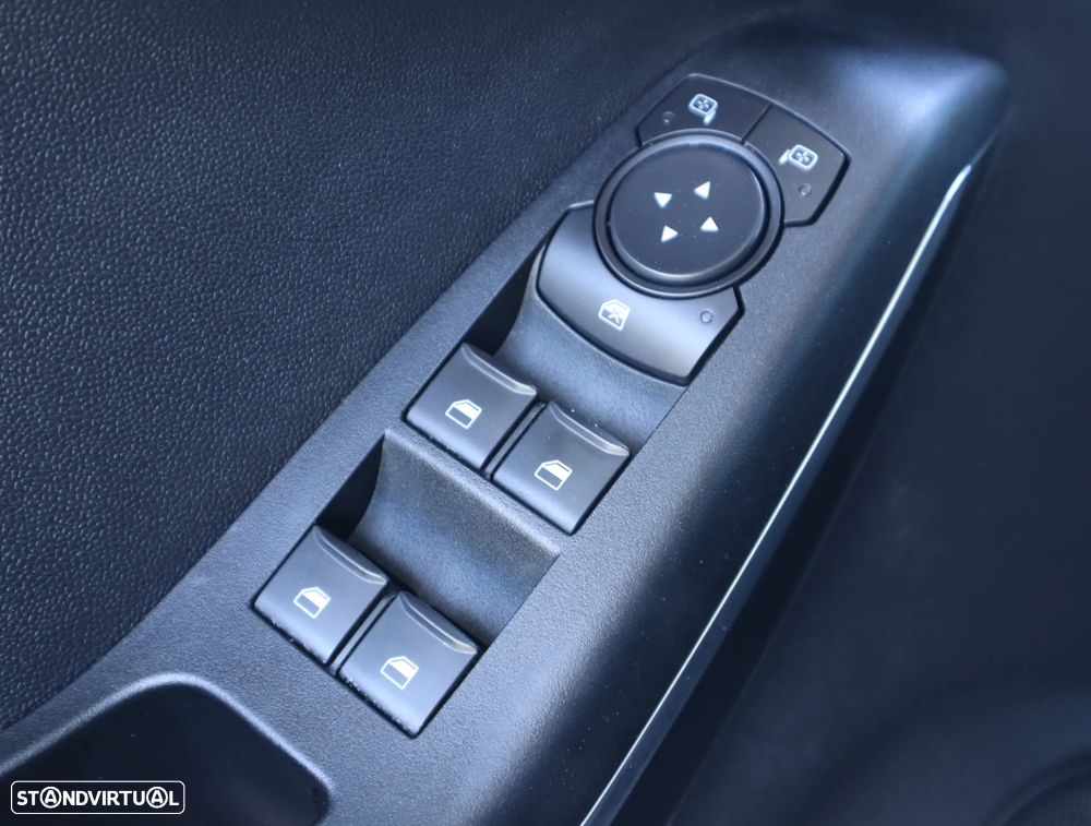 Ford Fiesta 1.0 EcoBoost ST-Line - 30