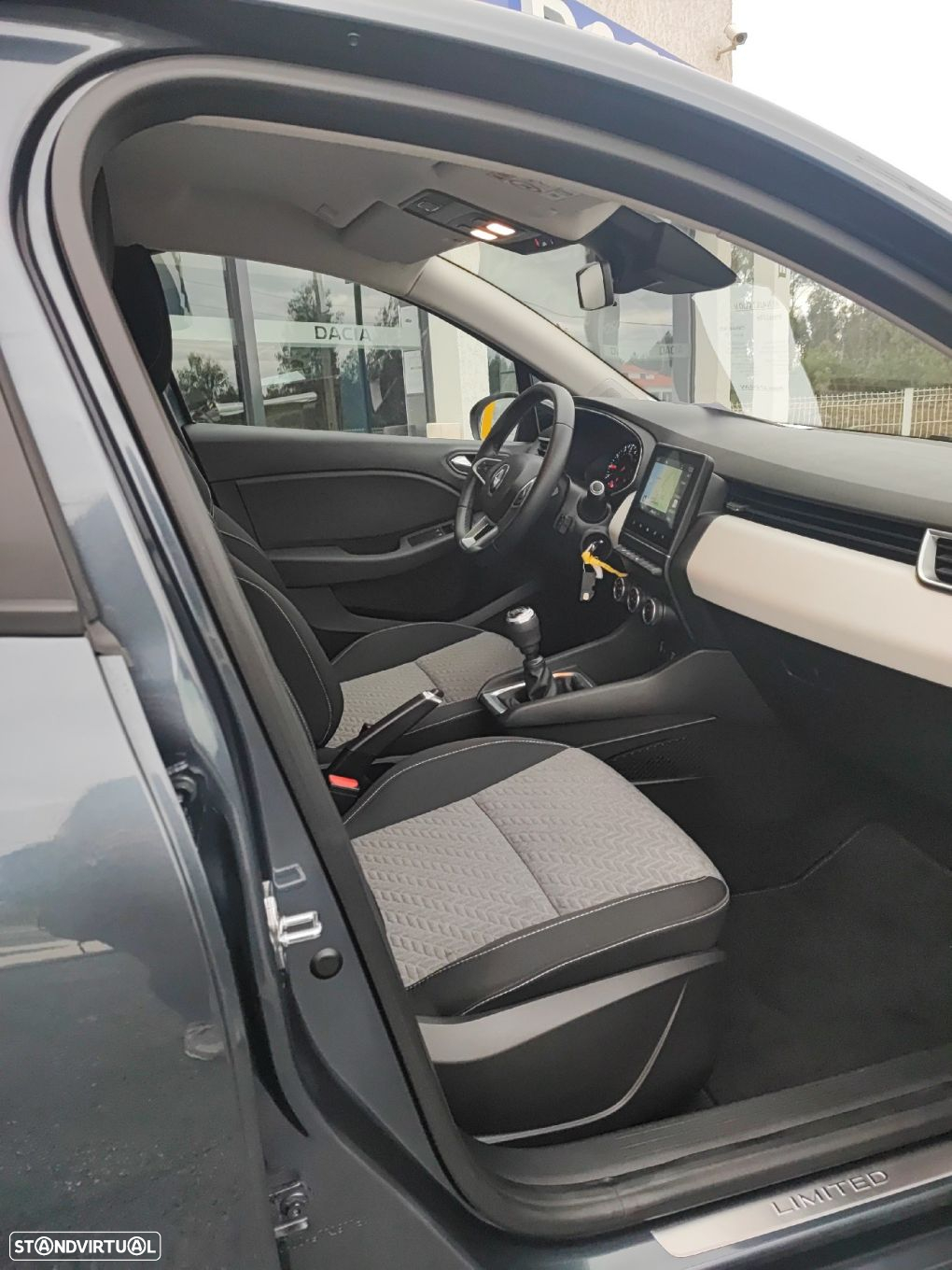 Renault Clio 1.0 TCe Intens - 26