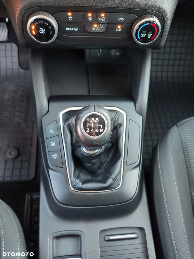 Ford Focus 1.0 EcoBoost Trend Edition - 30