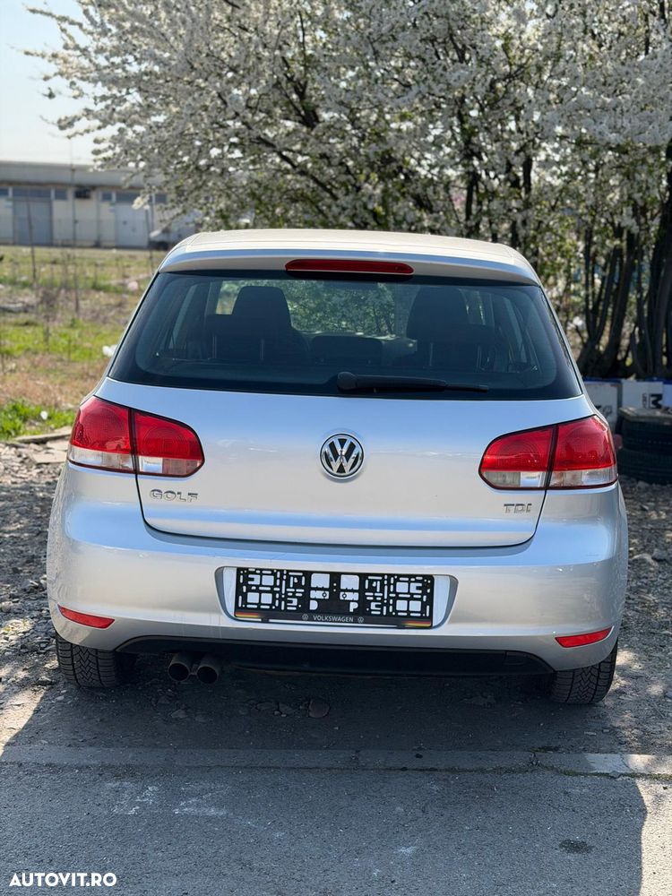 Volkswagen Golf 2.0 TDI DPF Edition - 6