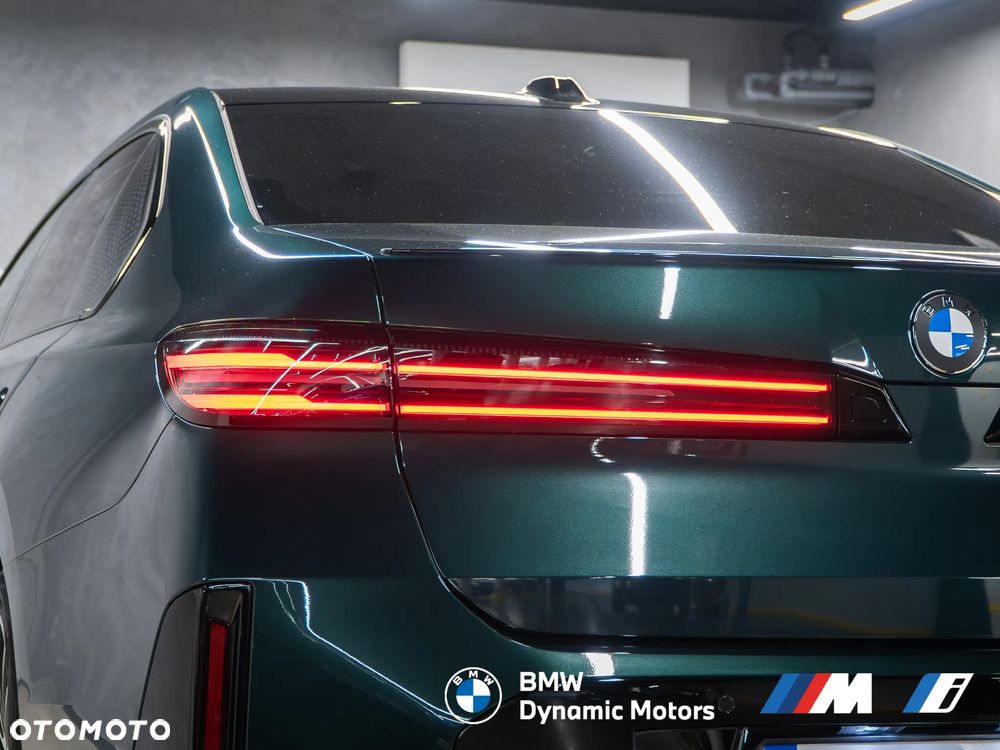BMW Seria 7 740 xDrive - 11