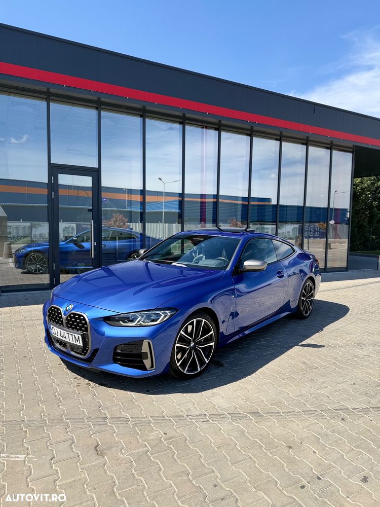 BMW M4 M440i xDrive - 1