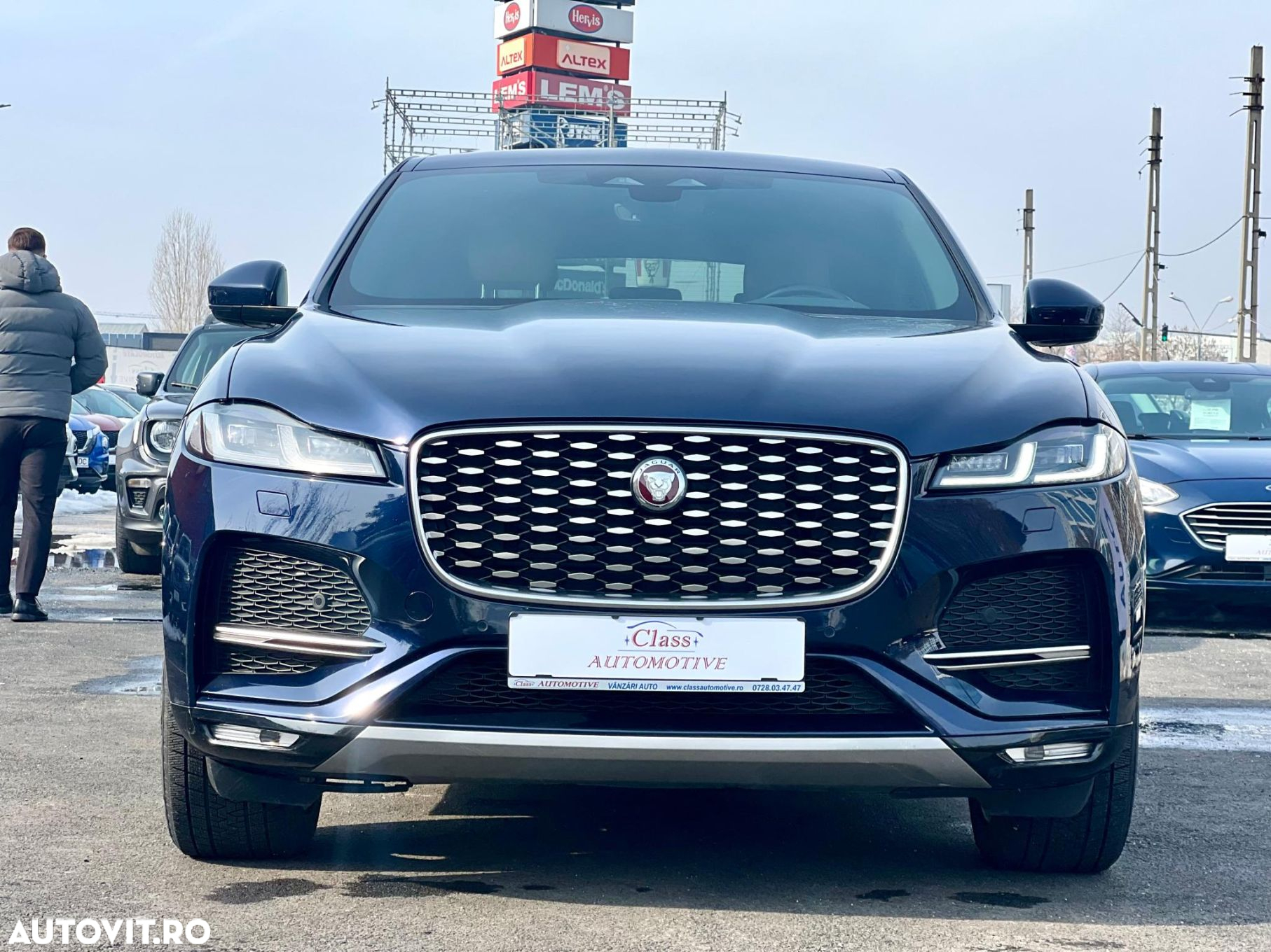 Jaguar F-Pace - 3