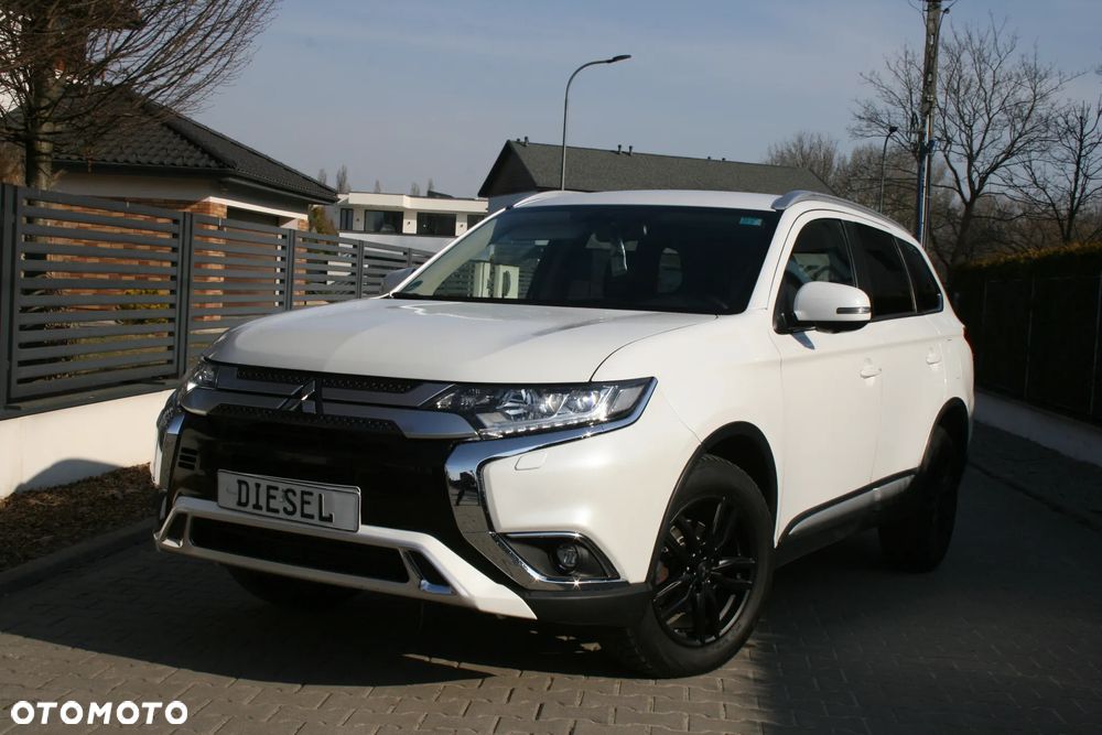 Mitsubishi Outlander - 33