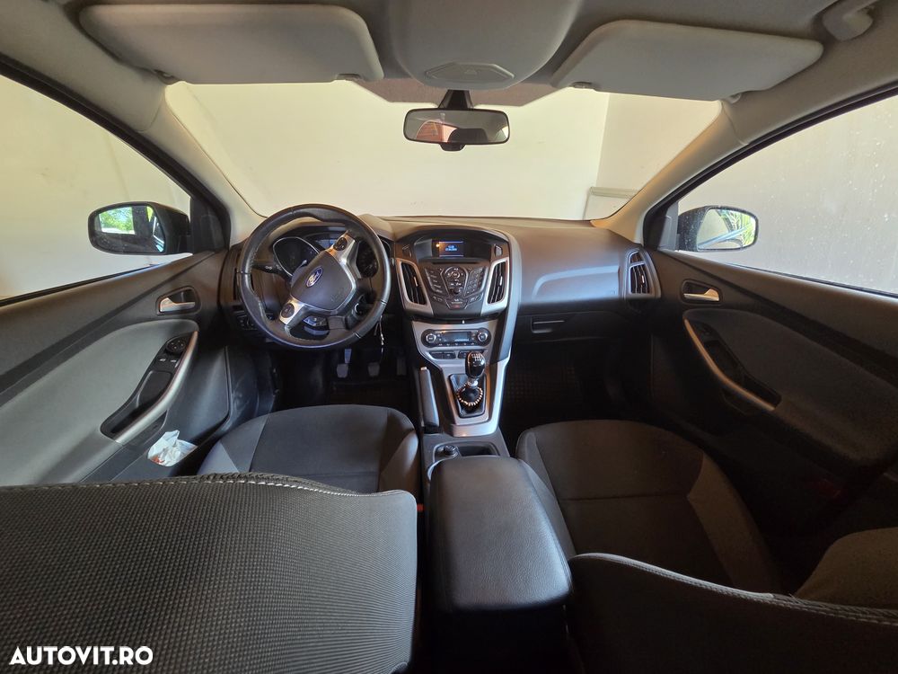Ford Focus - 3