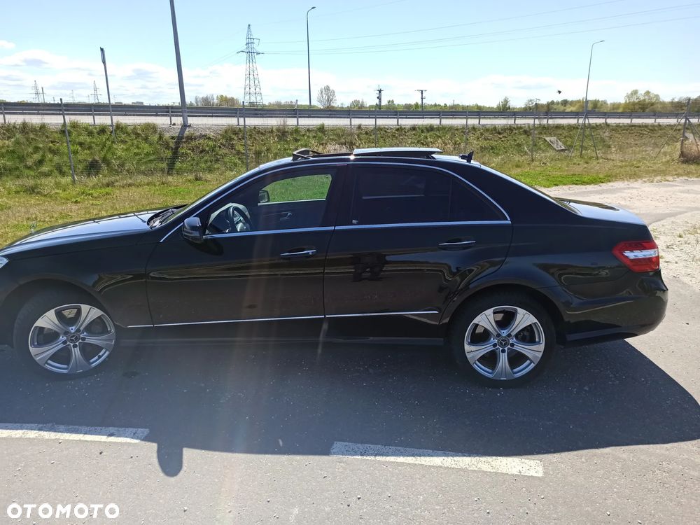 Mercedes-Benz Klasa E 500 4-Matic Avantgarde - 15