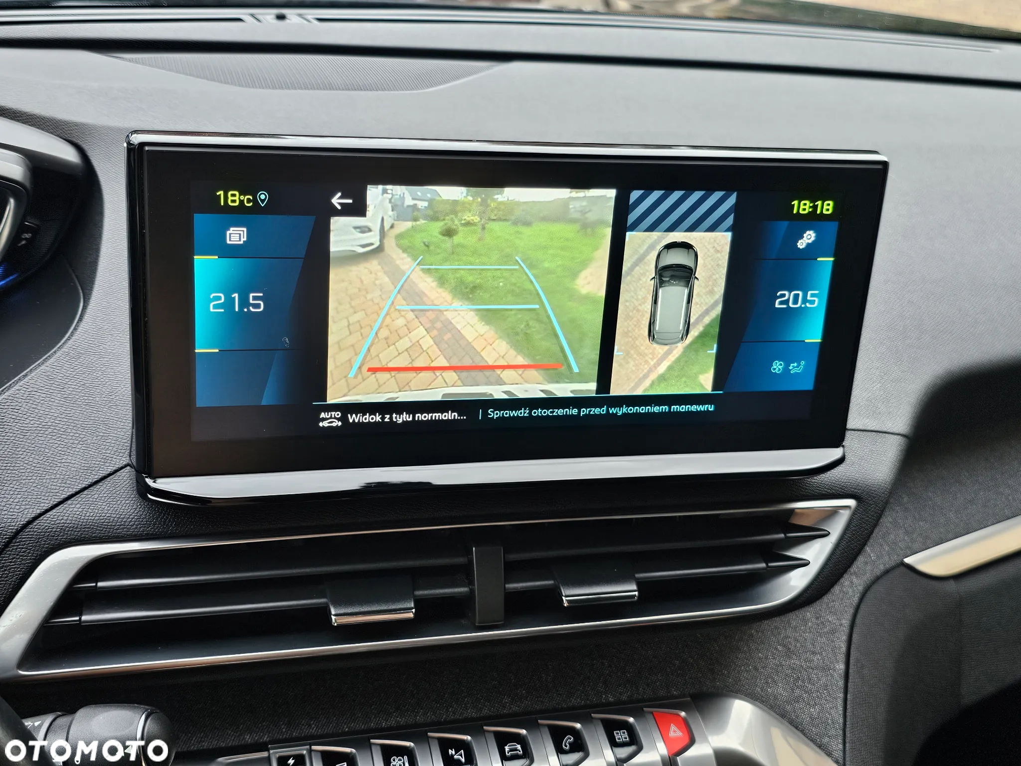 Peugeot 3008 Hybrid 225 e-EAT8 Allure Pack - 26