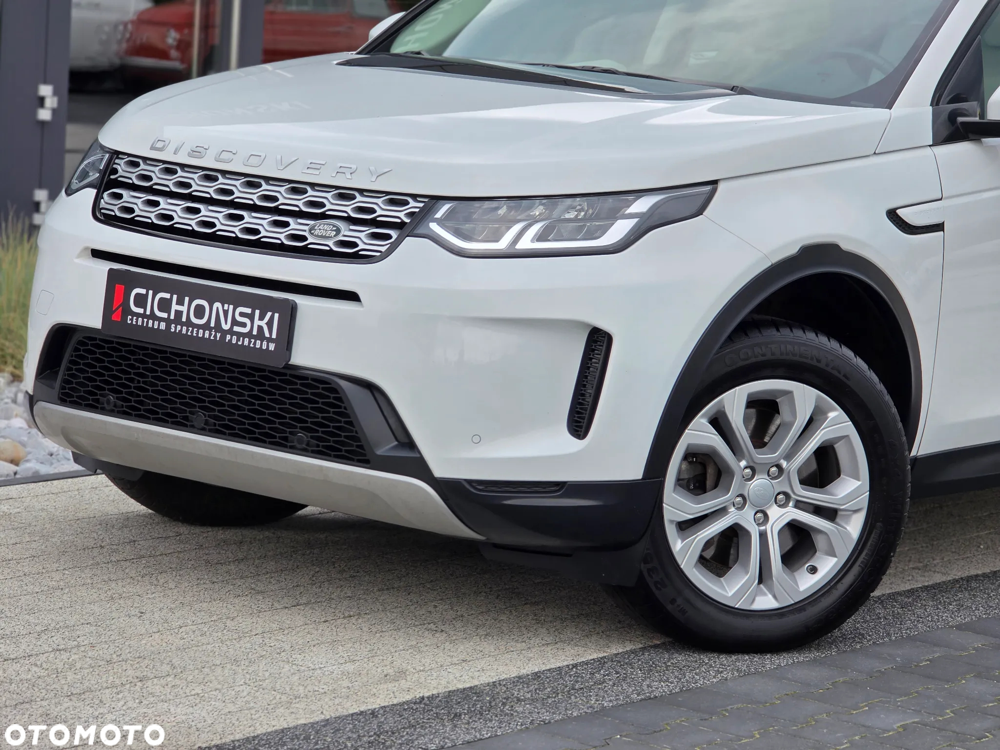 Land Rover Discovery Sport 2.0 D180 R-Dynamic SE - 31