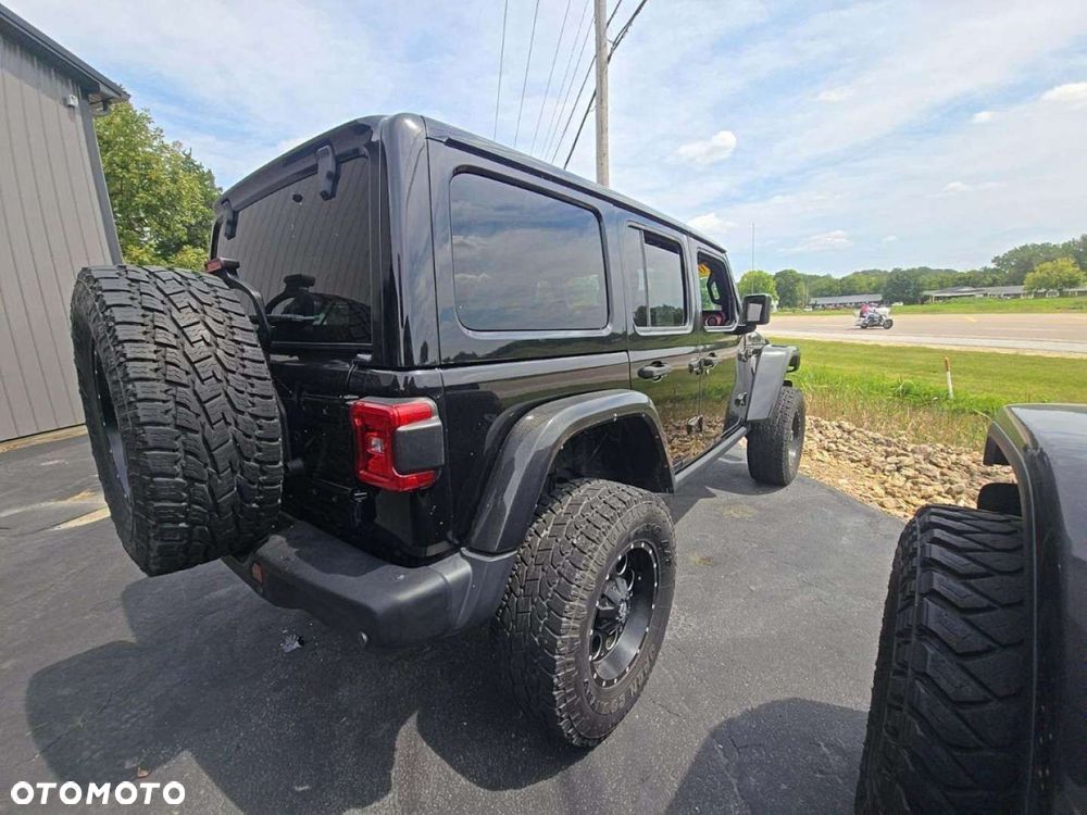 Jeep Wrangler - 6