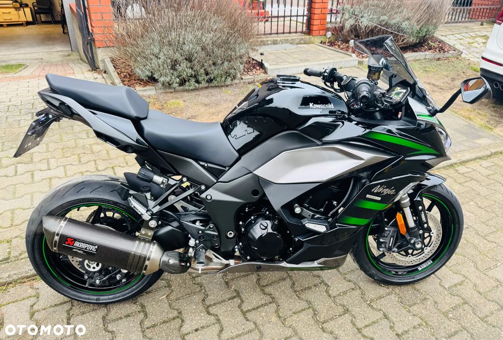 Kawasaki Ninja 1000 SX - 2