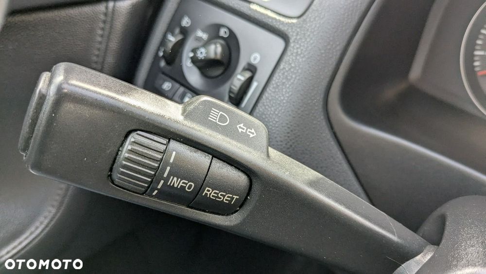 Volvo V50 - 26
