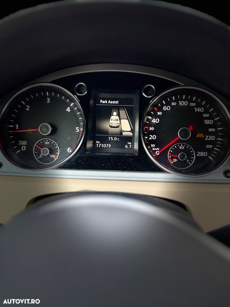 Volkswagen Passat CC - 34