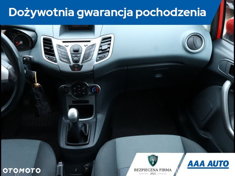 Ford Fiesta - 9