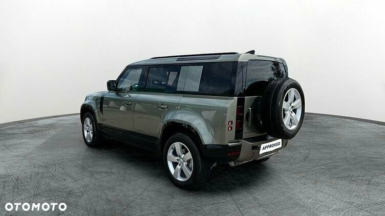 Land Rover Defender - 3