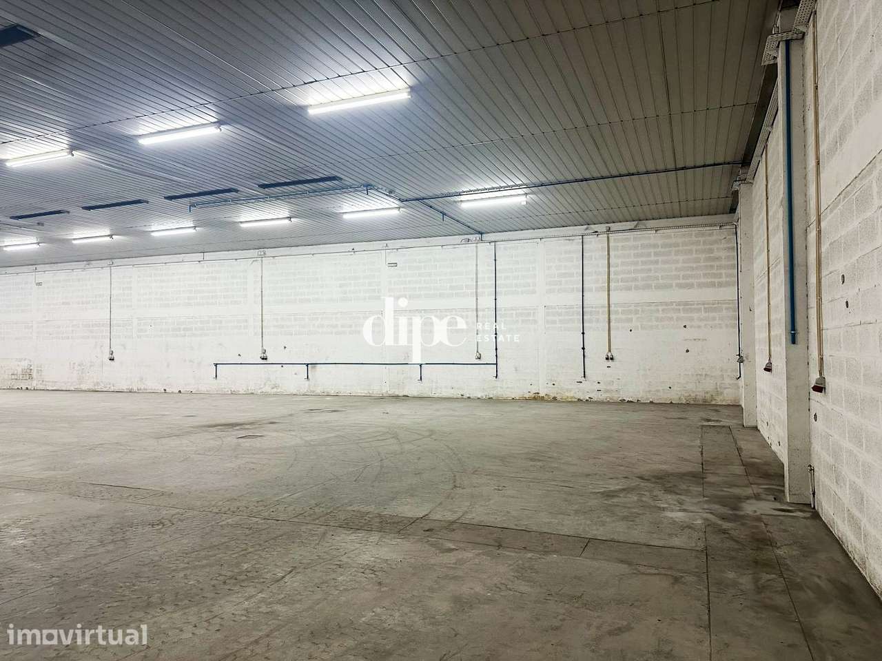 Arrendamento | Armazém com 1282m2 em Guimarães - Grande imagem: 3/4