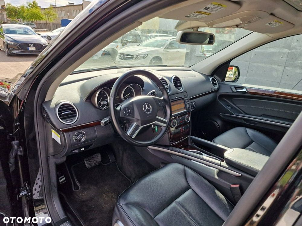 Mercedes-Benz GL - 8