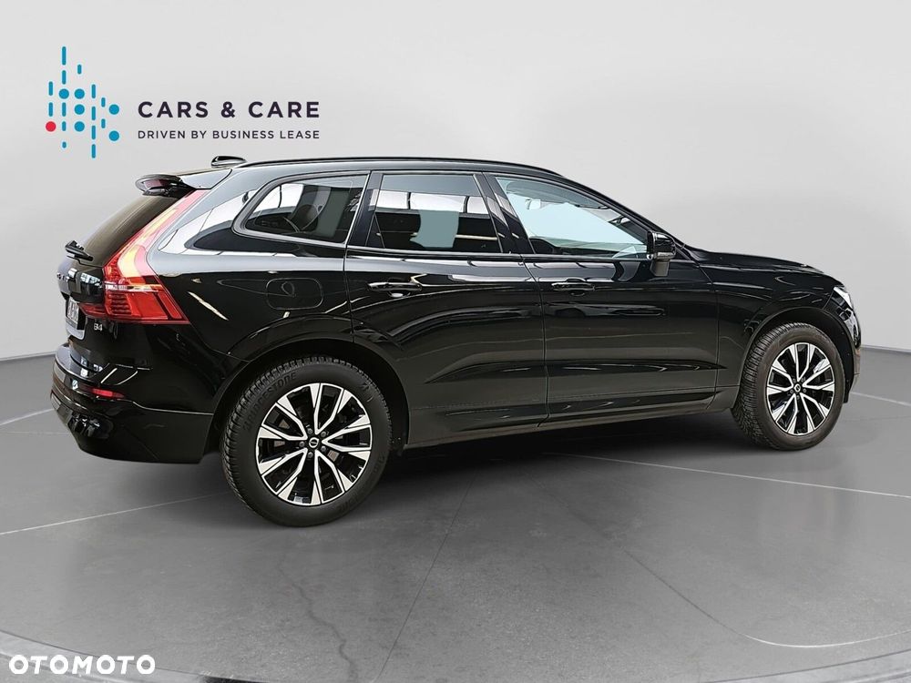 Volvo XC 60 B4 B Essential - 23
