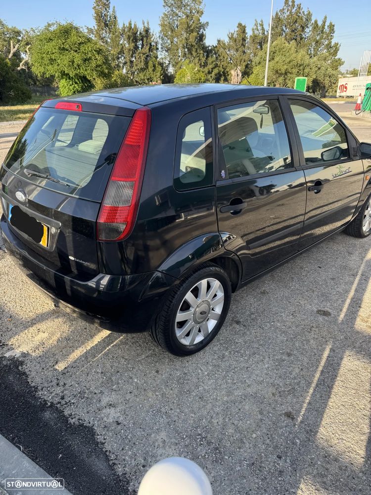 Ford Fiesta 1.25 Ghia - 5